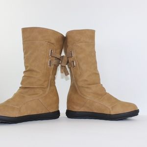 Unknown Shoes - Vegan Leather Boots Laced Back Detail Mid Height Unknown Shoes - Vegan Leather Boots Laced Back Detail Mid Height